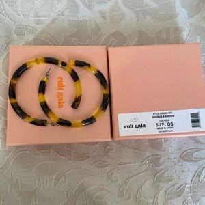 Cult Gaia Hoop Earring